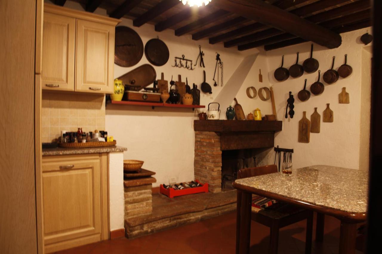 Hostal Sassi Bianchi Sensano Exterior foto