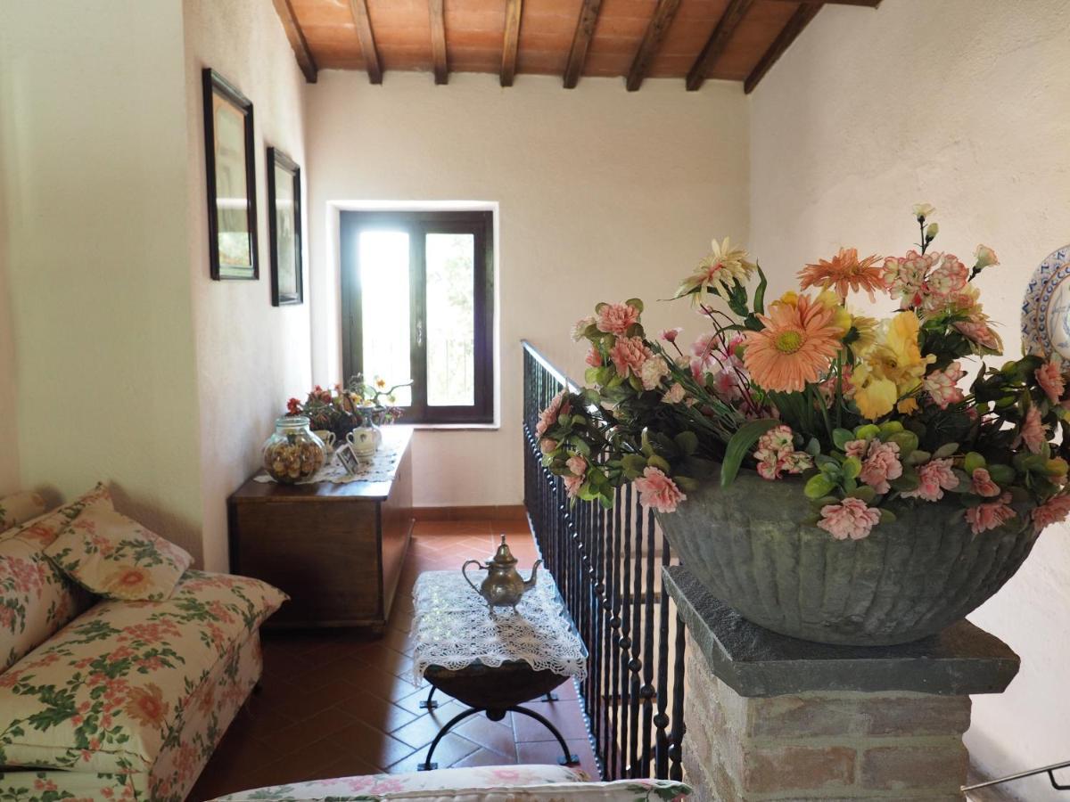 Hostal Sassi Bianchi Sensano Exterior foto