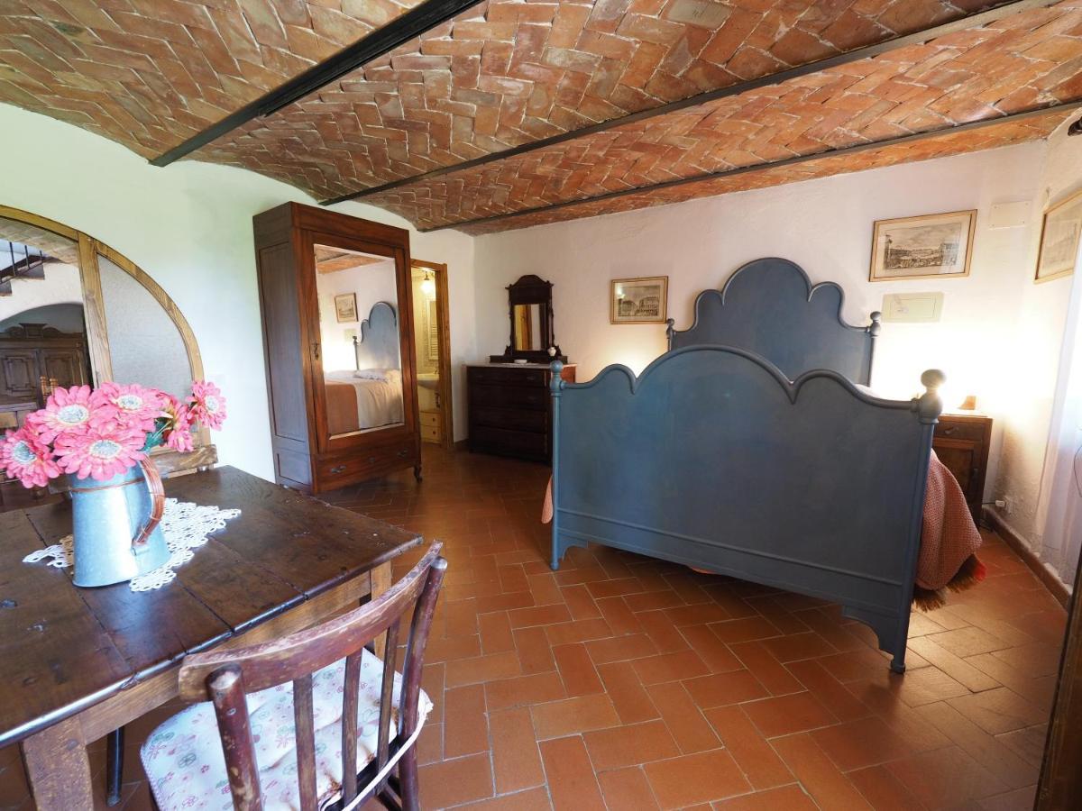 Hostal Sassi Bianchi Sensano Exterior foto