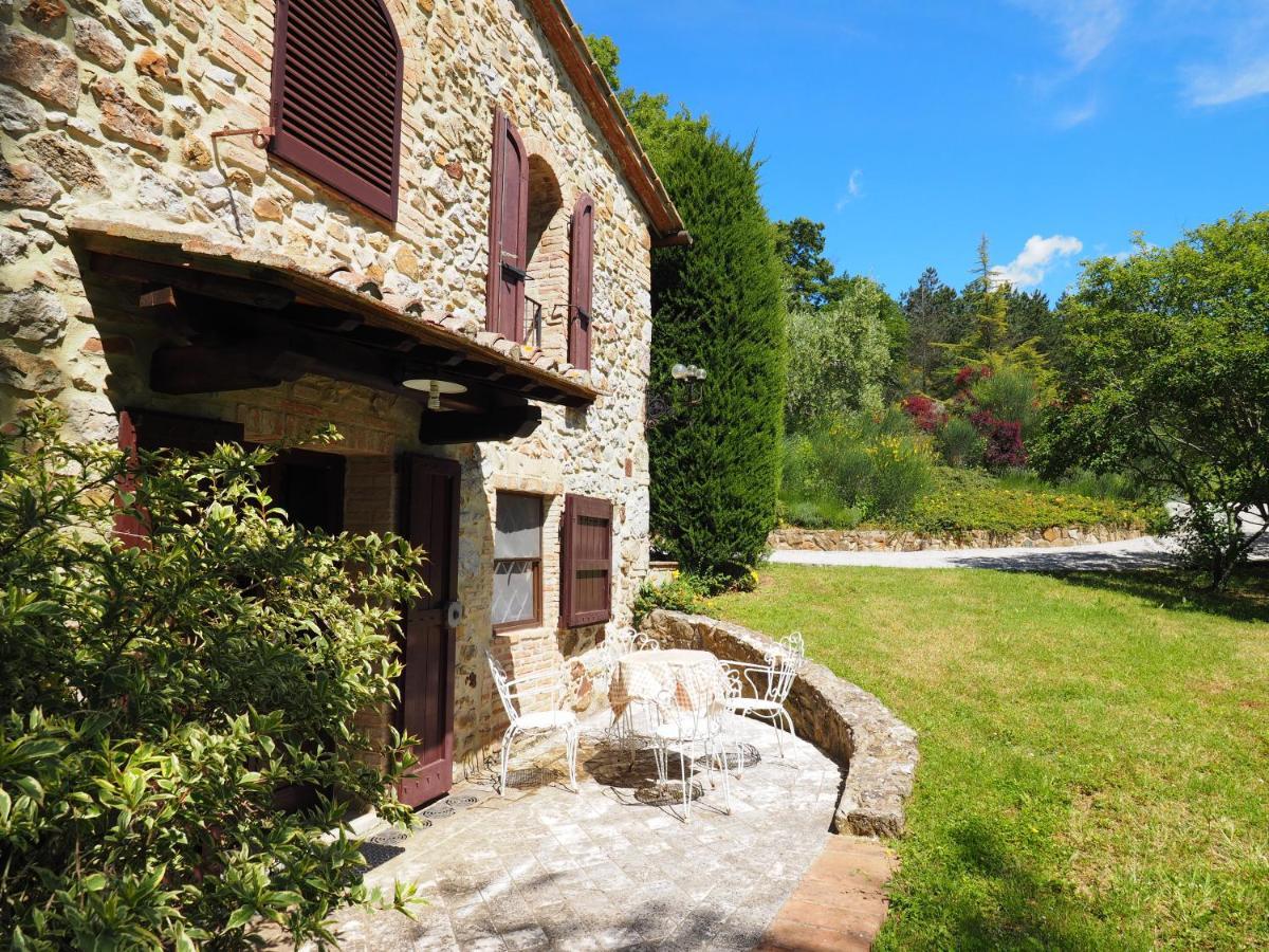Hostal Sassi Bianchi Sensano Exterior foto